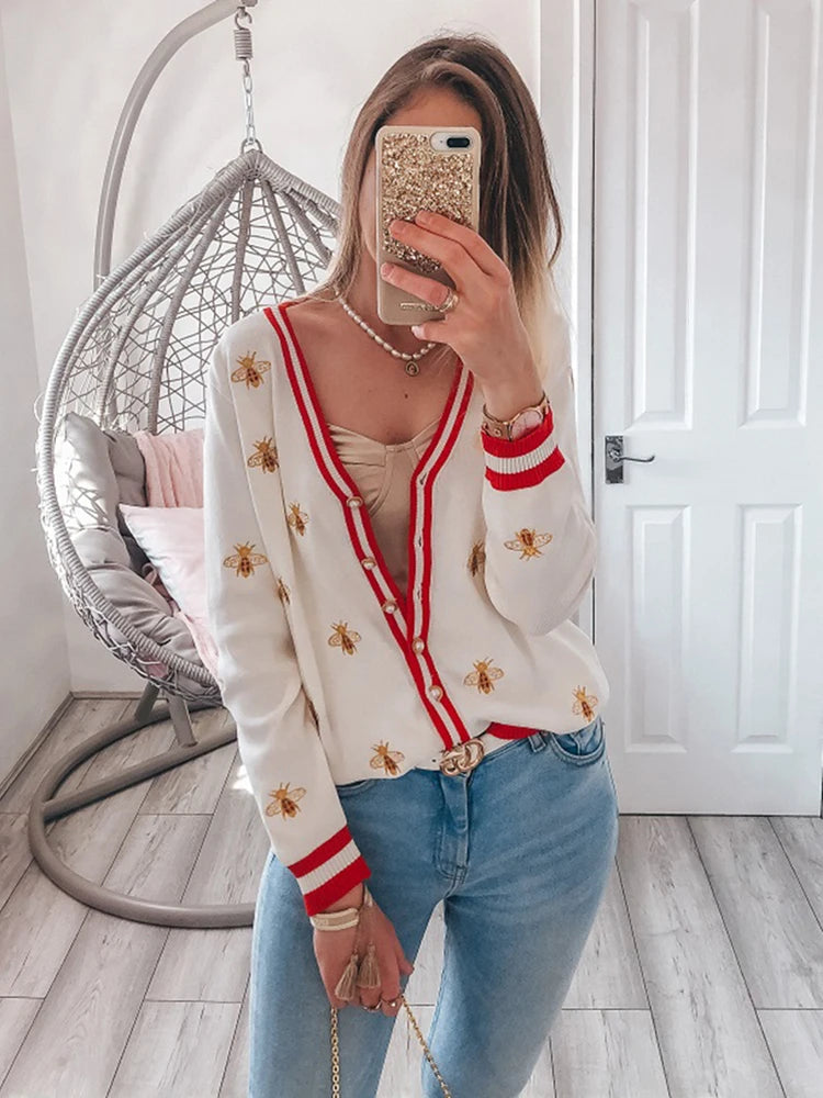 High Quality Fashion Designer Bee Embroidery Cardigan Long Sleeve Single Breasted Contrast Color Button Knitted Sweaters C-068 - Beauty on Wings